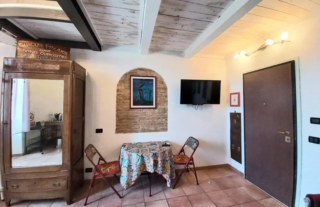 L'Ora delle Streghe b&b centralissimo-1